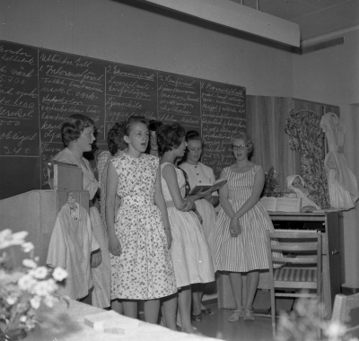 Folkhögskolan

Dok.110527/KG