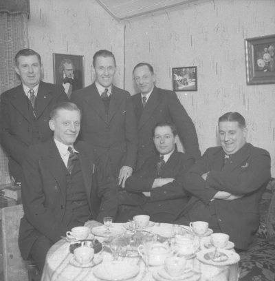 Stående Fr.v
1. Emrik Hägg
2. Thorvald Eriksson,V-by
3. Bengt Evander
Sittande Fr.v
1.Vahle Johansson
2. Folke Lönngren
3. Einar Hägg