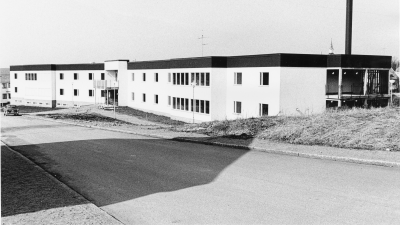 Åldersdomshemmet Eken bygges 1971-72. 