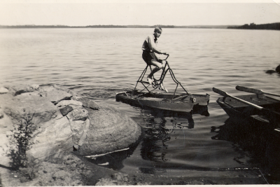 Vattencykel på Krön Södra Vi. Orginalkort finnes ej.    Okänd