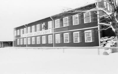 A-B Vimmerby Möbelfabrik vinter

090428/KG