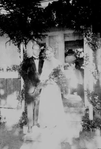 Ragnar Gustavii och Elna f. Hoffstedt



Dok.080612/RS