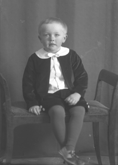 Edvin Isaksson  (gosse)
Gölstugan



Dok.080515/RS