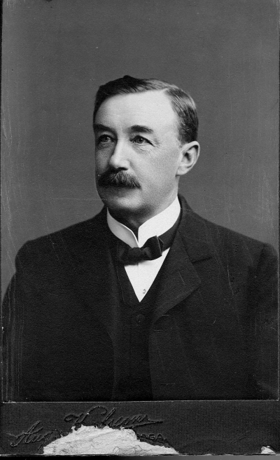 Apotekare Edward Ossian Hult, Arboga. F. 1854, d. 15/12 1909.