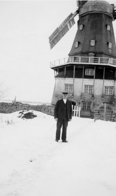 Öland, Sandvik, Kvarnägare Olof Mårtensson.   T.E.