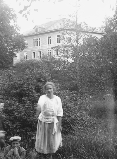 Hällebacka 

Många av bilderna i mappen Hällebacka kan lika gärna vara tagna kring Lidhem Locknevi.