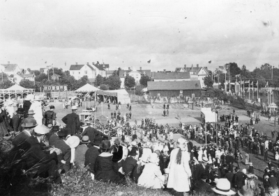 Utställningen 1920 vid Samrealskolan    T.E.