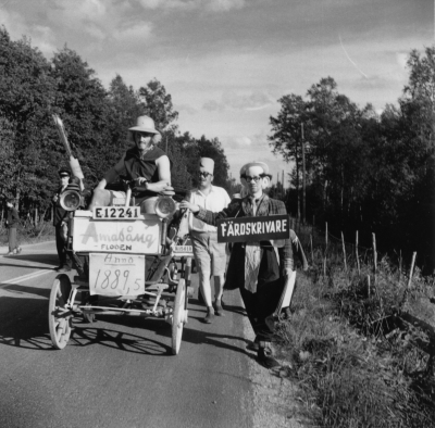 Barnens dag firande
" Amasångfloden "

Dok.100604/KG