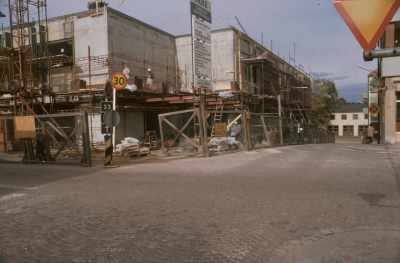 Sevedegatan / Kyrkogårdsgatan Bygget av EPA-varuhuset gamla brandstation

090407/KG