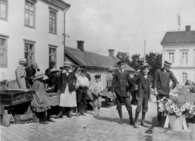 Vimmerby torg 1916
Einar Elg
Torsten Johansson
Paul Lind 