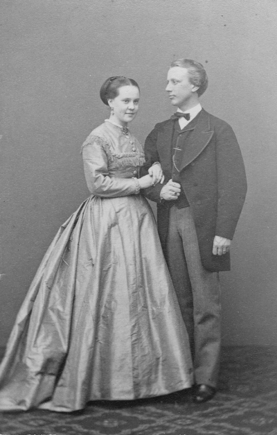 Kammarrättsrådet Edward Hernblom med hustru Augusta Emerentia Amalia v. Knorring. f. 1851. 