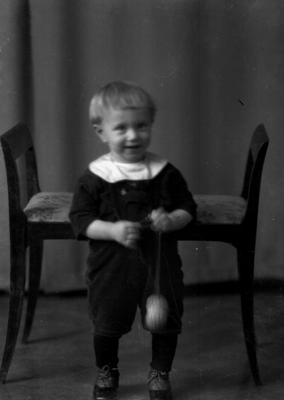 Hugo Seger (gosse)
Höckhult



Dok.080422/RS