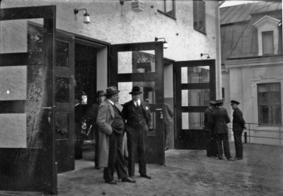 Invigning (?) av Nya Brandstationen, Rönnbärsgatan Vimmerby
Den invigdes 1939


Dok.070817/RS