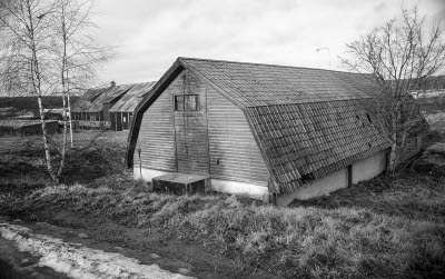 Byggnad ladugård (ICA Kvantum ligger bortom lagården som syns i bakgrunden)

090422/KG