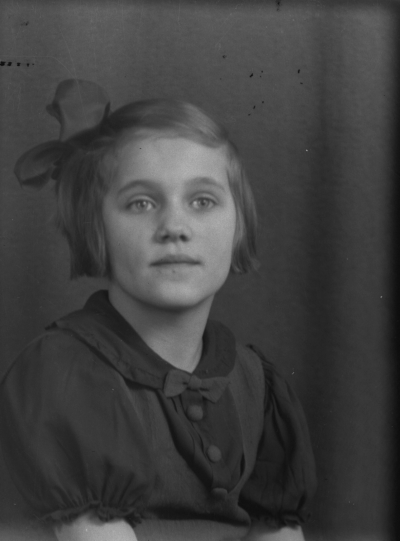 Ingeborg Nilsson, Hällerum.  (flicka)



Dok.080204/RS