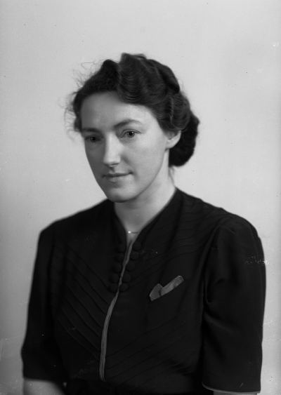 Fru Eva Brynjer