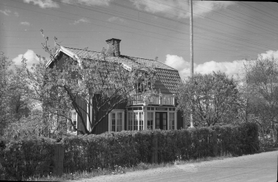 Ekeby ,Hällebackavägen

( Hugo Stenberg )