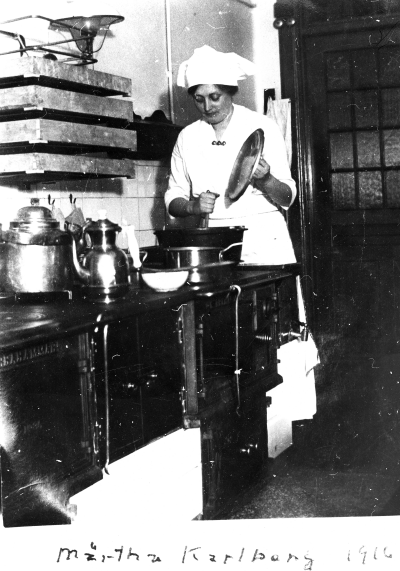 Märtha Karlberg. 