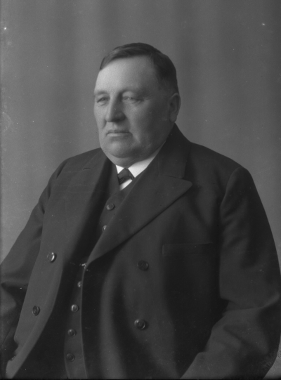 Oskar Svensson



Dok.080407/RS