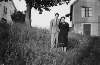 Ruda området, till vänster Elimkapellet, till höger Kareviks glas
Tage och Vera Karlsson Vimmerby