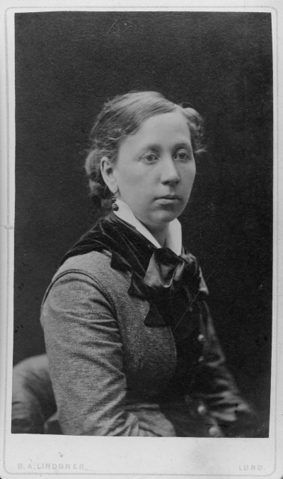 Jenny Hult-Windahl. Till faster Anne-Marie.