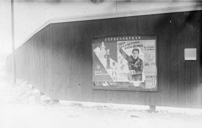 Bilder från Bergstens som drev både åkeri och leksaksaffär. 

Vissa av bilderna publicerade i kategorin Adderade bilder 2021