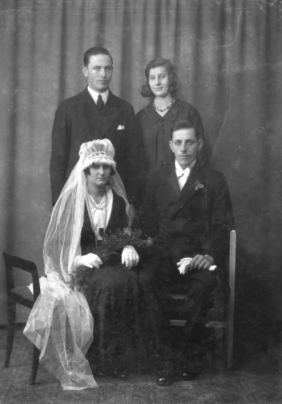 Hilma Klingstedt
Modal
Väderum

Dok.080630/RS