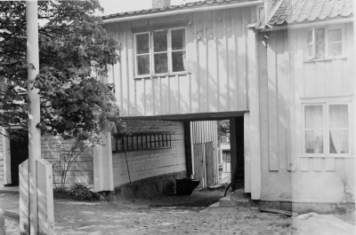 Rangska numera Reuterska gården vid Oscar II:s gata 21 ( Storgatan). Wetterströms.    T.E.         
