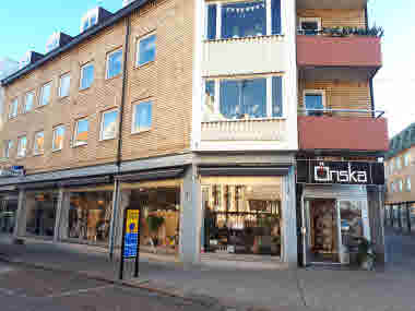 Önskabutiken Norrtullsgatan / Sevedegatan. I lokalen låg tidigare Carl Johanssons. 