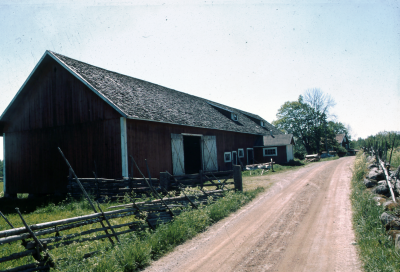 Ladugård / loge med sticktak 

090511/KG