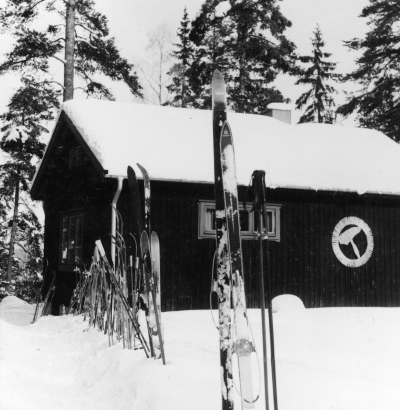 Bilder från Frisksportklubben Apollo. Klubbstuga och bastu vid Borstingen