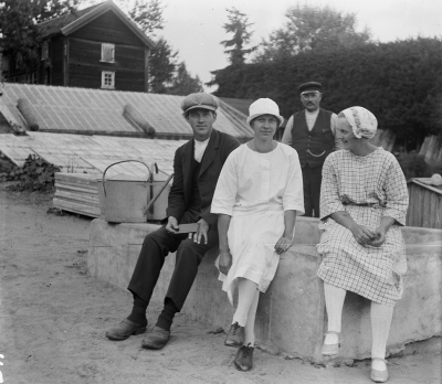 Hällebacka

Många av bilderna i mappen Hällebacka kan lika gärna vara tagna kring Lidhem Locknevi.