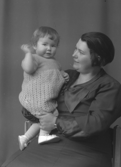 Fru Svensson



Dok.080429/RS