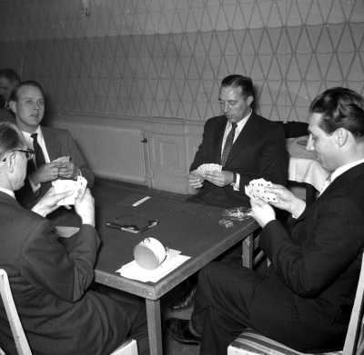 Bridgeklubb  2 Fr,v Herbert Nilsson, Torvald Larsson, Sverker Malmgren

Dok.110520/KG