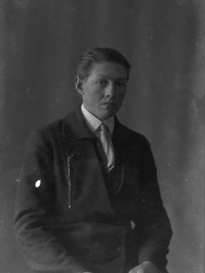 Harry Andersson



Dok.080422/RS