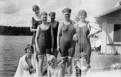 Flickor från arbetarbefolkningen,  Waldin ?, m.fl.

Dok. 090623/SJ