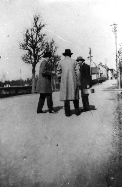 1. C.G. Tengström ( lärare vid samrealskolan )  2. Axel Fast. ( Handlare )  3. Gustaf Blomkvist. 