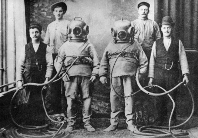 Skånska Cement vid brunnsbygget vid Varmbadhuset. Bilden tagen ur bolagets bok om sina utförda arbeten.   