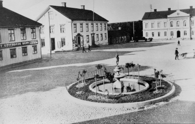 Torget 
1910-1920.   T.E.