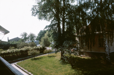 Utsikt över Sjukstugans trädgård
 
090512/KG
