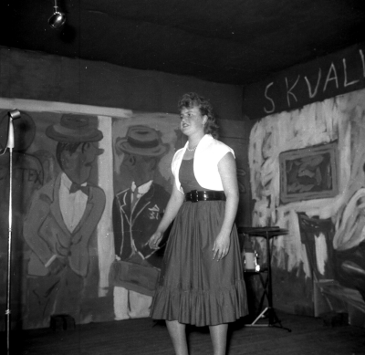 Frödingerevyn

Dok.110530/KG