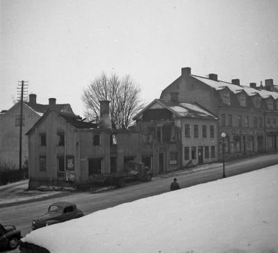 Storgatan
-Thörnbergska husen vid Storgatan 54 rivs -

Dok.110413/KG