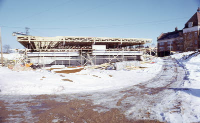 Bygget av gymnasiet / biblioteket Tullportskolan

090401/KG