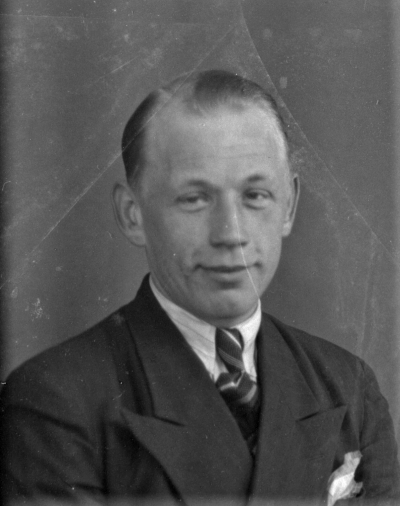 Knut Karlsson



Dok.080701/RS