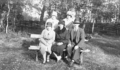 Hällebacka

Många av bilderna i mappen Hällebacka kan lika gärna vara tagna kring Lidhem Locknevi.