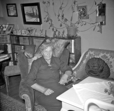 Ester Gustavsson lärarinna

Dok.110613/KG