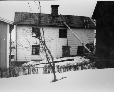 Kampbacken,  fru Elsa Wahlstens hus rives. 