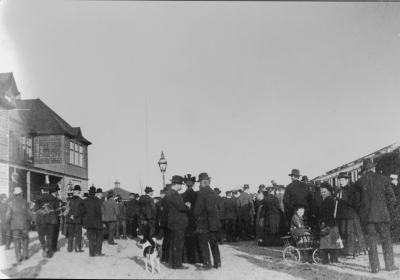 Efter sekelskiftet.  1. Vettergren skomakare,   2.  N.P. Svensson.    