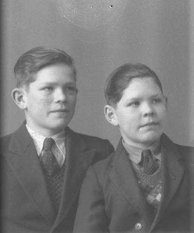 Gunhild Adolfsson (gossar)
Målen 


Dok.080710/RS