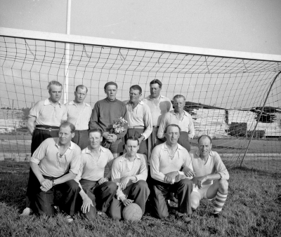 Idrott
- fotbollslag -

Dok.111031/KG